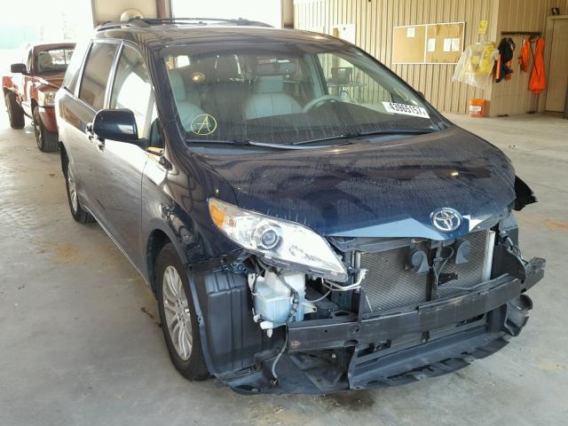 5TDYK3DC9BS037101 - 2011 TOYOTA SIENNA XLE BLUE photo 1