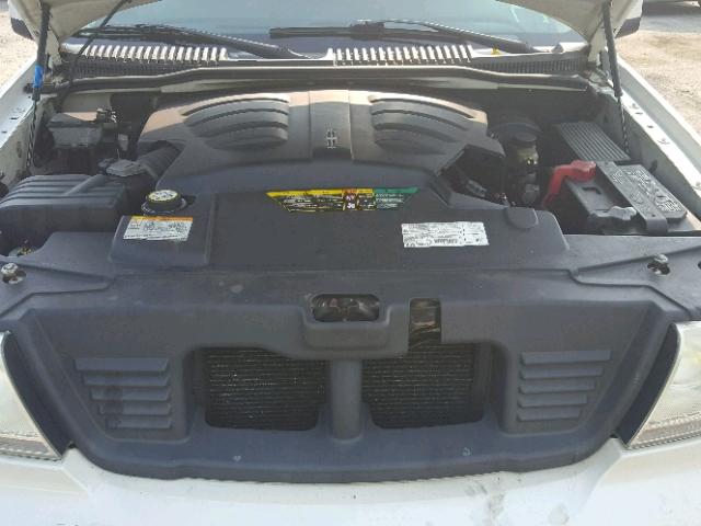 5LMEU68H63ZJ48492 - 2003 LINCOLN AVIATOR 白色 照片 7