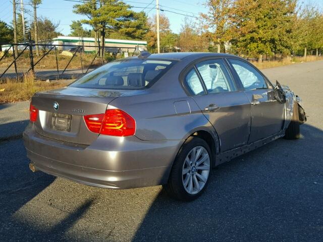 WBAPK7G50BNN86978 - 2011 BMW 328 XI Մոխրագույն լուսանկար 4