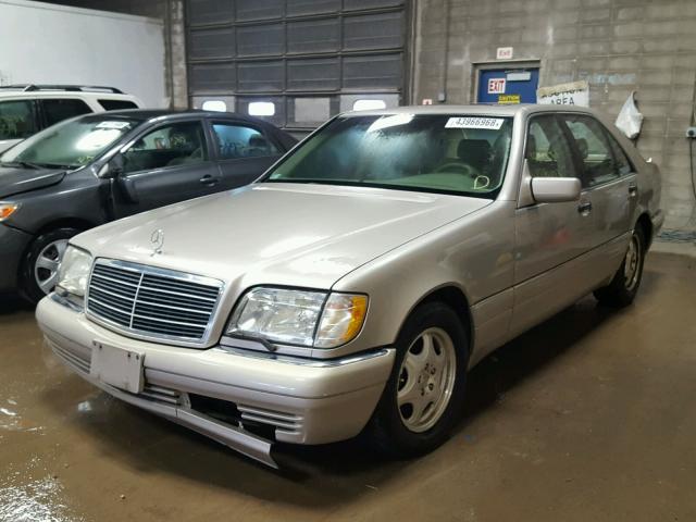 WDBGA43G4VA370718 - 1997 MERCEDES-BENZ S 420 GOLD photo 2