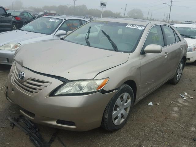 JTNBE46K273056908 - 2007 TOYOTA CAMRY NEW GOLD photo 2