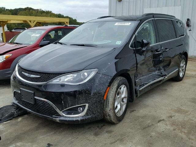 2C4RC1BG2HR804560 - 2017 CHRYSLER PACIFICA T BLACK photo 2