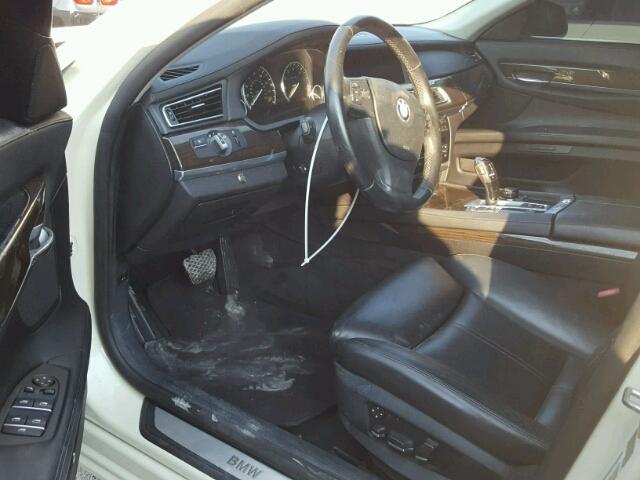 WBAKA8C56BCY36423 - 2011 BMW ALPINA B7 WHITE photo 9