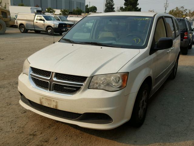 2D4RN4DG4BR658617 - 2011 DODGE GRAND CARA WHITE photo 2