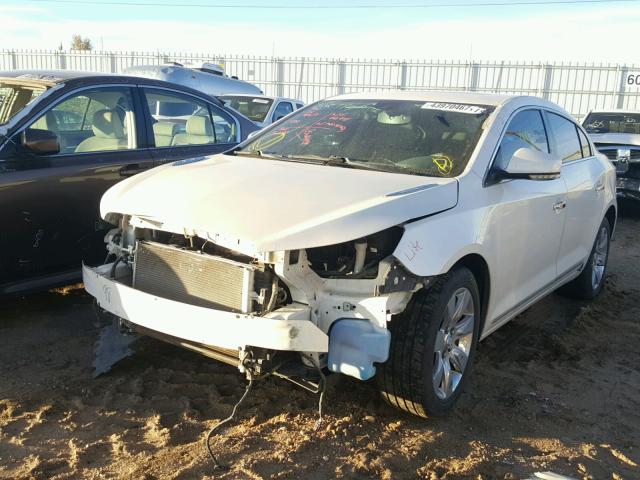 1G4GD5EG5AF168264 - 2010 BUICK LACROSSE WHITE photo 2