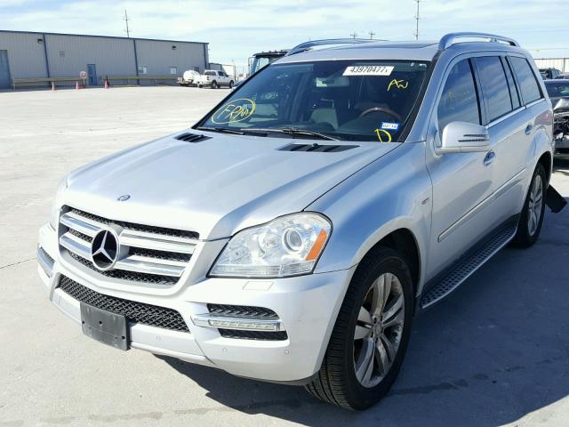 4JGBF2FE8CA794424 - 2012 MERCEDES-BENZ GL 350 BLU SILVER photo 2