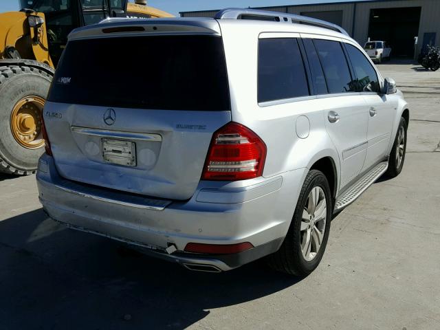 4JGBF2FE8CA794424 - 2012 MERCEDES-BENZ GL 350 BLU SILVER photo 4