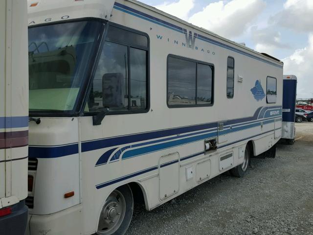 1GBKP37N8R3300988 - 1994 WINNEBAGO WINNEBAGO WHITE photo 2