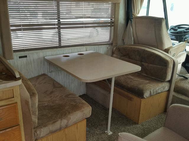 1GBKP37N8R3300988 - 1994 WINNEBAGO WINNEBAGO WHITE photo 6