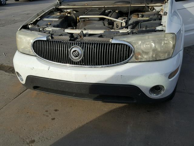 5GADS13S742157535 - 2004 BUICK RAINIER CX WHITE photo 7