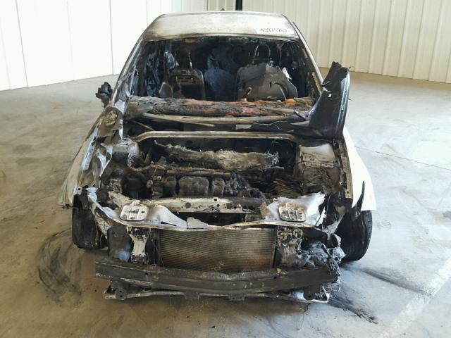 3FA6P0H71ER195367 - 2014 FORD FUSION SE BURN photo 9