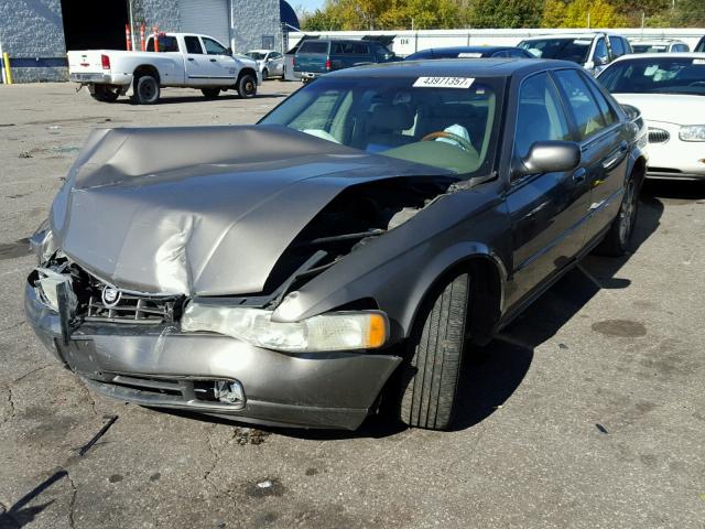 1G6KY549X3U284972 - 2003 CADILLAC SEVILLE TAN photo 2