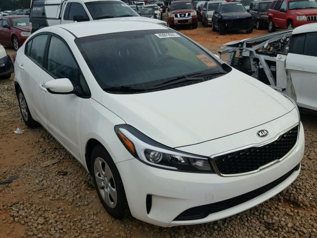 3KPFK4A7XHE028026 - 2017 KIA FORTE LX WHITE photo 1