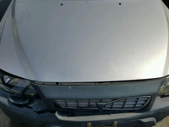 YV1SZ58D921065729 - 2002 VOLVO V70 XC SILVER photo 7