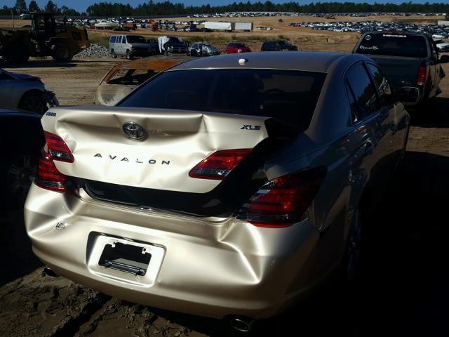 4T1BK36BX9U351173 - 2009 TOYOTA AVALON GOLD photo 4