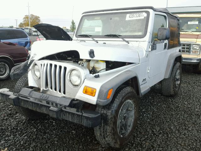 1J4FA29S25P320341 - 2005 JEEP WRANGLER / GRAY photo 2