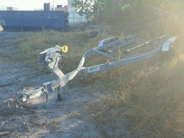 1MDASAV27FA567424 - 2015 SHOR TRAILER შავი ფოტო 3