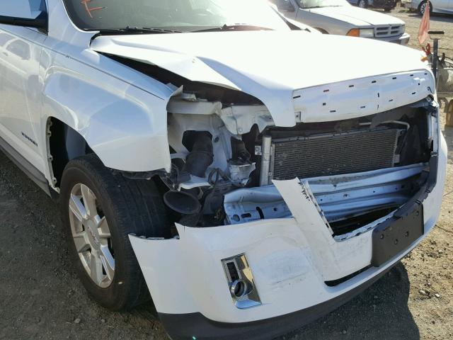 2GKFLREK9C6164945 - 2012 GMC TERRAIN SL WHITE photo 9