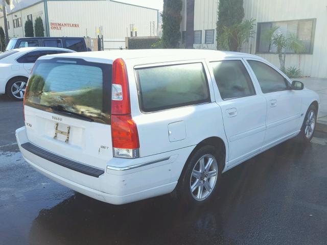 YV1SW592752480892 - 2005 VOLVO V70 FWD WHITE photo 4