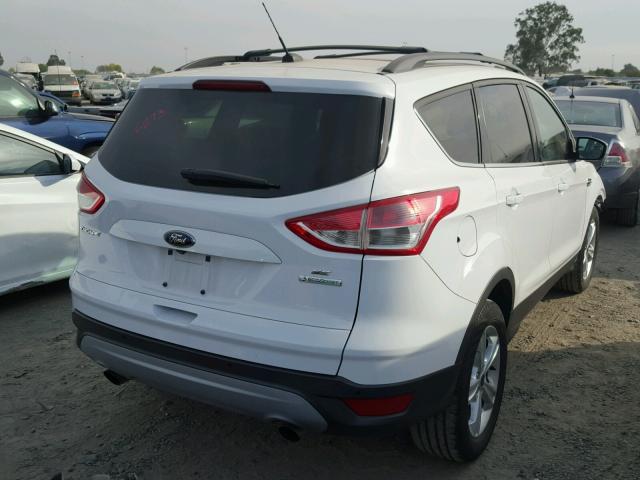 1FMCU0GX9EUB99839 - 2014 FORD ESCAPE SE WHITE photo 4