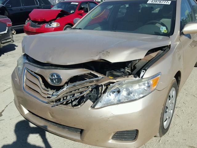 4T4BF3EKXBR154098 - 2011 TOYOTA CAMRY BASE BEIGE photo 9