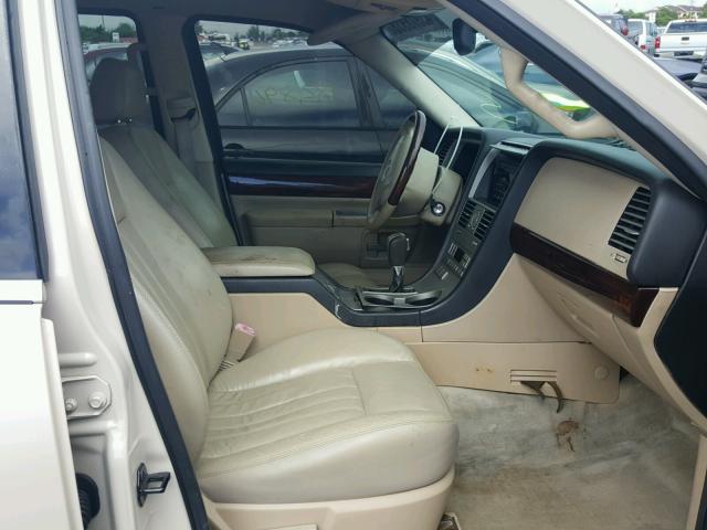 5LMEU68H25ZJ35211 - 2005 LINCOLN AVIATOR 米色 照片 5