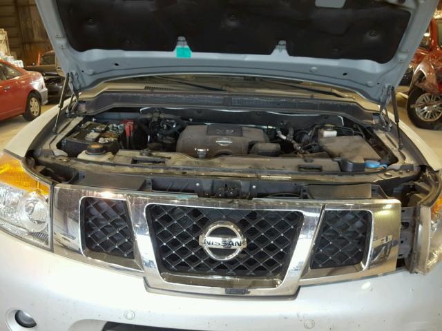 5N1BA0NF5EN610923 - 2014 NISSAN ARMADA PLA SILVER photo 7