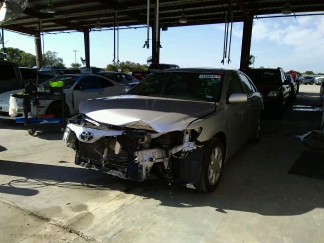 4T4BF3EK0BR154806 - 2011 TOYOTA CAMRY BASE GRAY photo 2