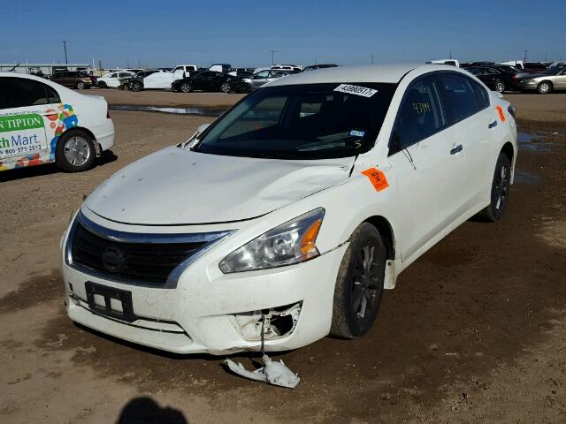 1N4AL3AP3FN351589 - 2015 NISSAN ALTIMA 2.5 WHITE photo 2