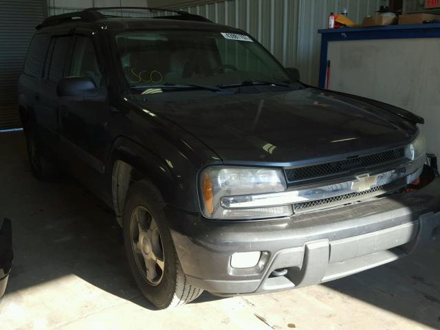 1GNET16S856159856 - 2005 CHEVROLET TRAILBLAZE GRAY photo 1