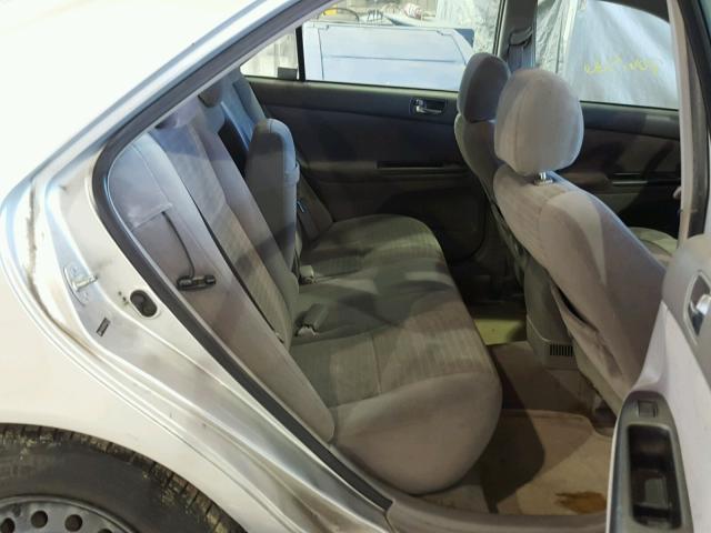4T1BE32K75U945792 - 2005 TOYOTA CAMRY LE SILVER photo 6