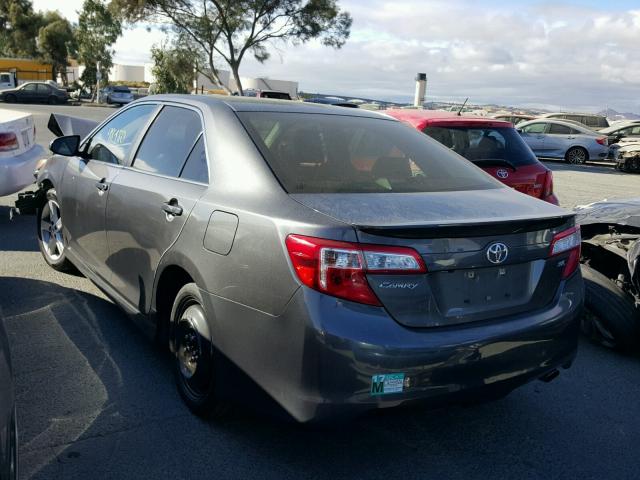 4T1BF1FKXEU370468 - 2014 TOYOTA CAMRY L GRAY photo 3