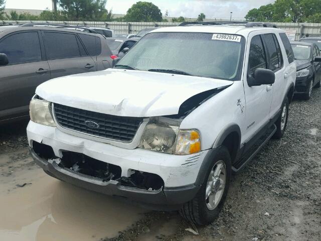 1FMZU63E32UA42689 - 2002 FORD EXPLORER X WHITE photo 2