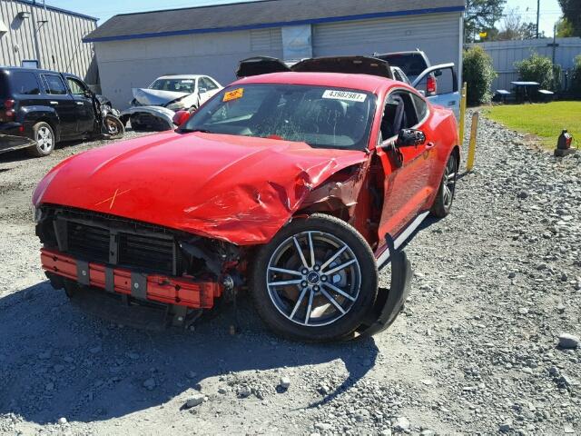 1FA6P8TH7G5304774 - 2016 FORD MUSTANG RED photo 2