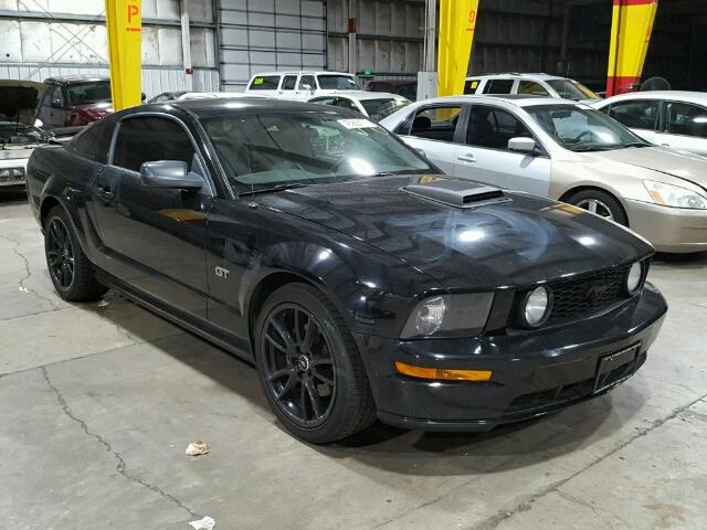 1ZVFT82H455156326 - 2005 FORD MUSTANG GT BLACK photo 1