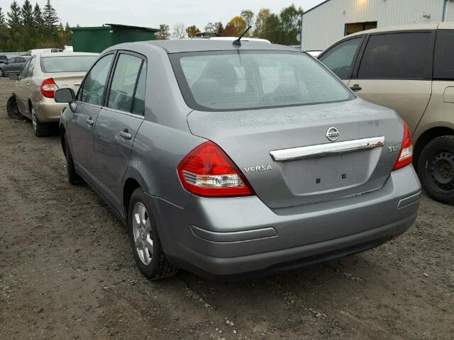 3N1BC11EX8L389456 - 2008 NISSAN VERSA S GRAY photo 3