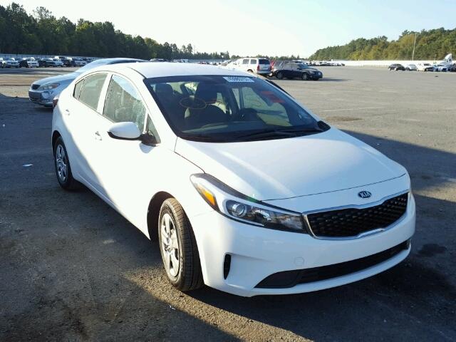 3KPFK4A78HE137682 - 2017 KIA FORTE LX WHITE photo 1