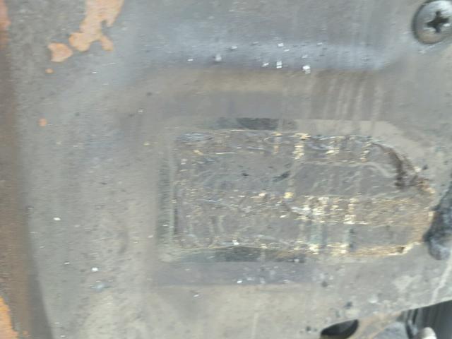 2K57Y7P374951 - 1977 PONTIAC GRAND PRIX BURN photo 10