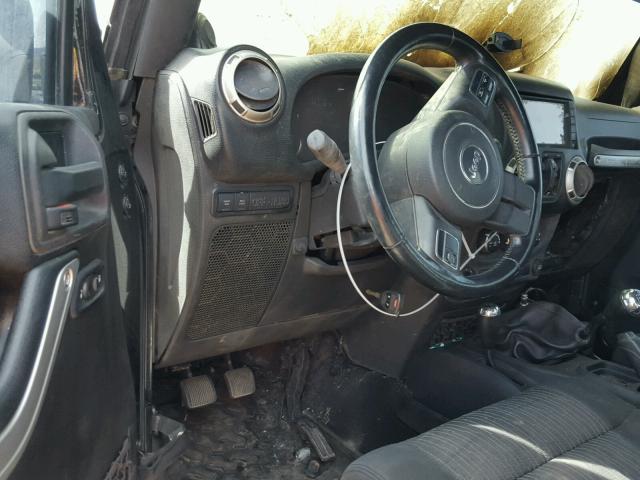 1C4BJWFGXCL108836 - 2012 JEEP WRANGLER U GRAY photo 9