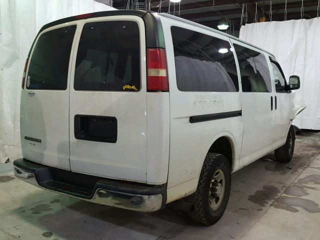 1GAHG35K191101283 - 2009 CHEVROLET EXPRESS G3 WHITE photo 4