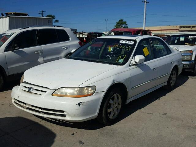 JHMCG56661C012900 - 2001 HONDA ACCORD EX WHITE photo 2