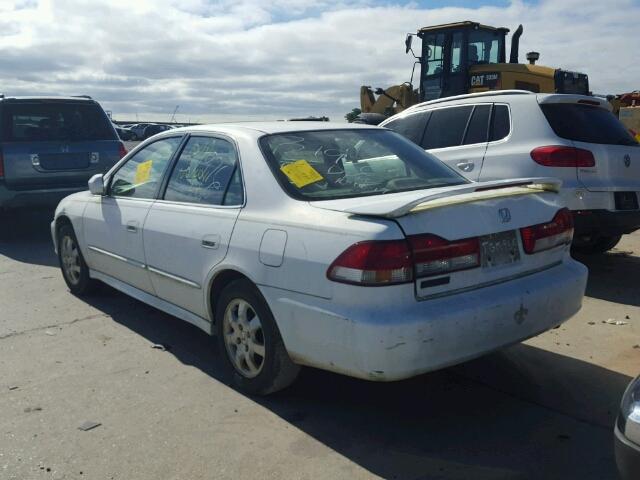 JHMCG56661C012900 - 2001 HONDA ACCORD EX WHITE photo 3