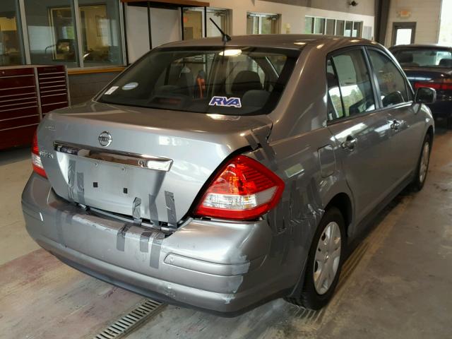 3N1BC1AP9BL364007 - 2011 NISSAN VERSA S GRAY photo 4