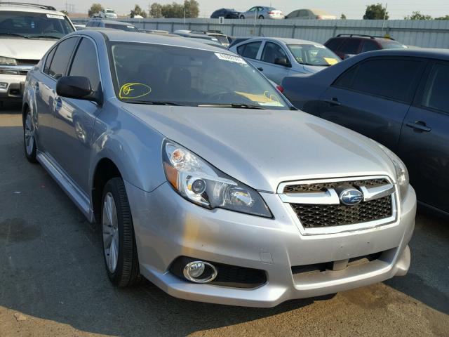 4S3BMBA64E3034055 - 2014 SUBARU LEGACY 2.5 SILVER photo 1