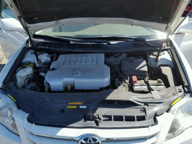 4T1BK36BX5U014044 - 2005 TOYOTA AVALON XL WHITE photo 7