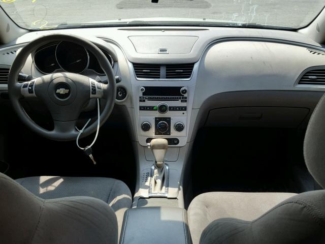 1G1ZC5E07A4103391 - 2010 CHEVROLET MALIBU 1LT 银色 照片 9