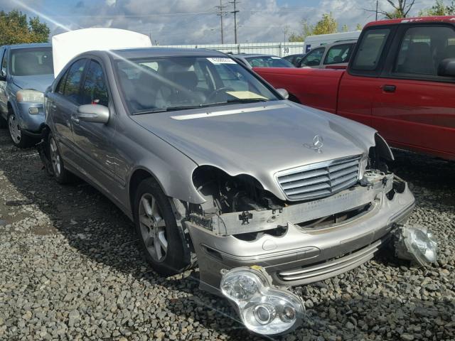 WDBRF92H17F843711 - 2007 MERCEDES-BENZ C 280 4MAT GOLD photo 1