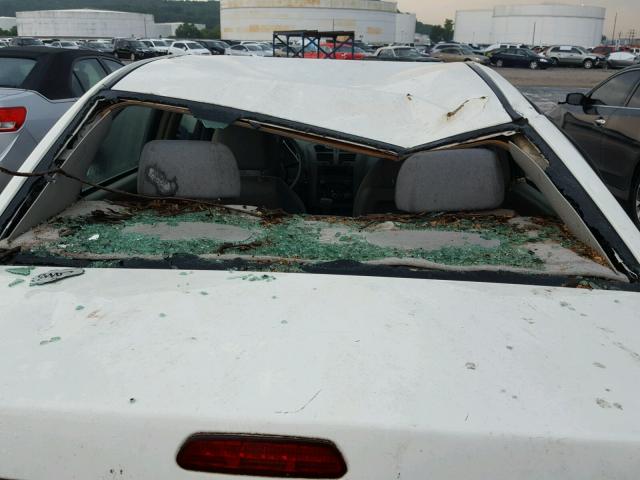 1G1ZS58F27F221977 - 2007 CHEVROLET MALIBU LS WHITE photo 10