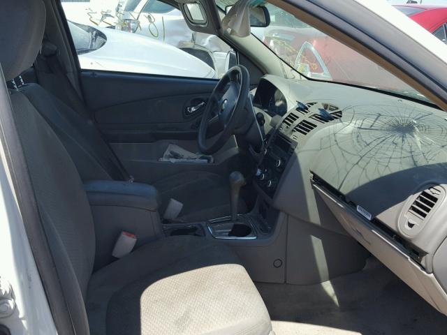 1G1ZS58F27F221977 - 2007 CHEVROLET MALIBU LS WHITE photo 5
