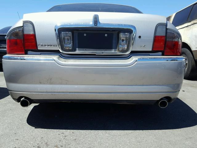 1LNHM86S84Y679064 - 2004 LINCOLN LS 银色 照片 9